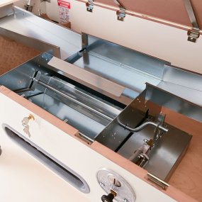 677508C5 C443 4012 800273511C05C445.jpg